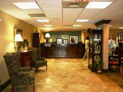 Hotel Hampton & 3*
